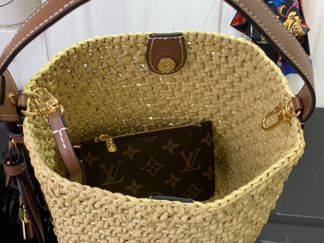 LV ALL IN BB Handbag
