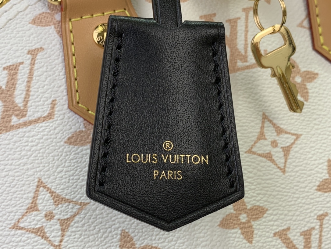 LV ALMA BB Handbag