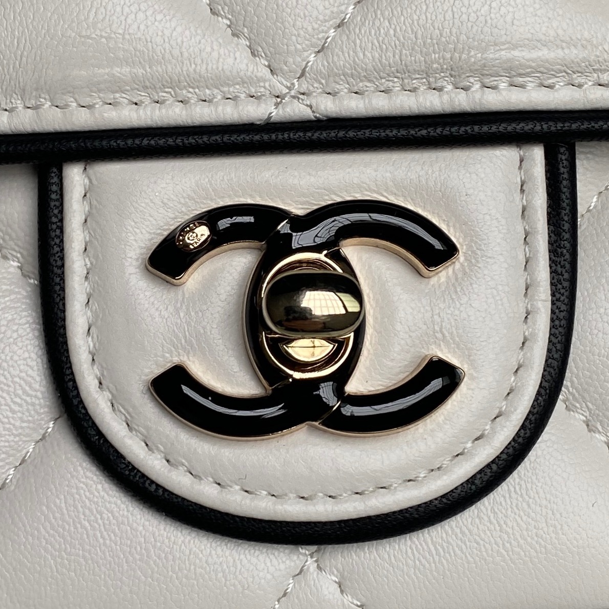 Chanel 1 25P Panda Series AS 5151
