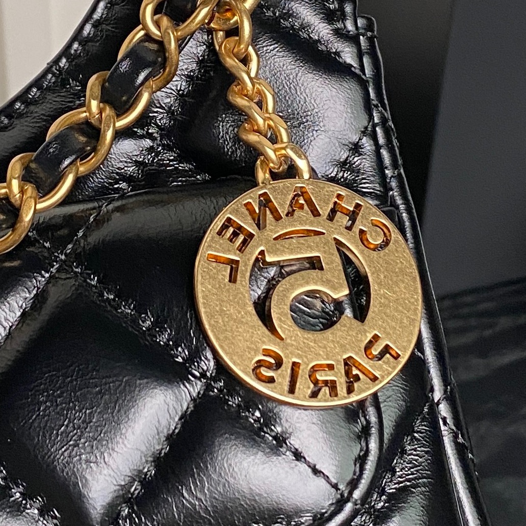 Chanel 25S Hobo Redesign