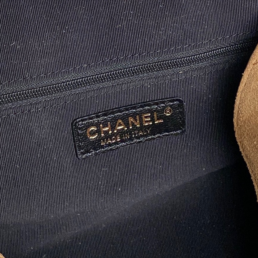 Chanel 25A Métiers d'Art Collection