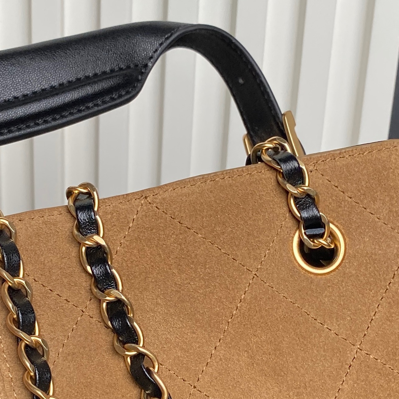 Chanel 25A Métiers d'Art Collection