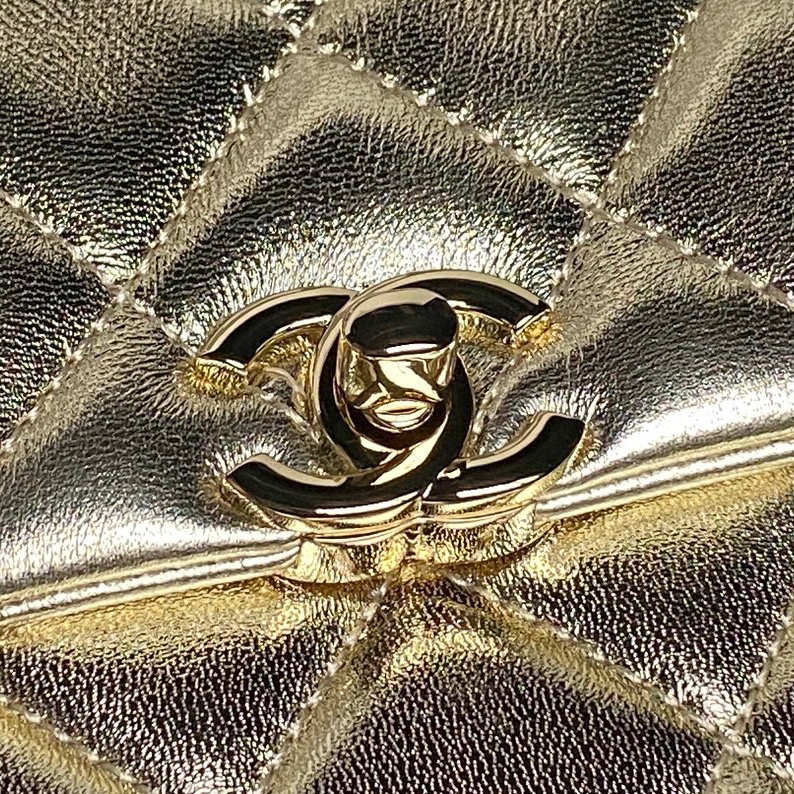 Chanel1 25S CF mini phone bag 