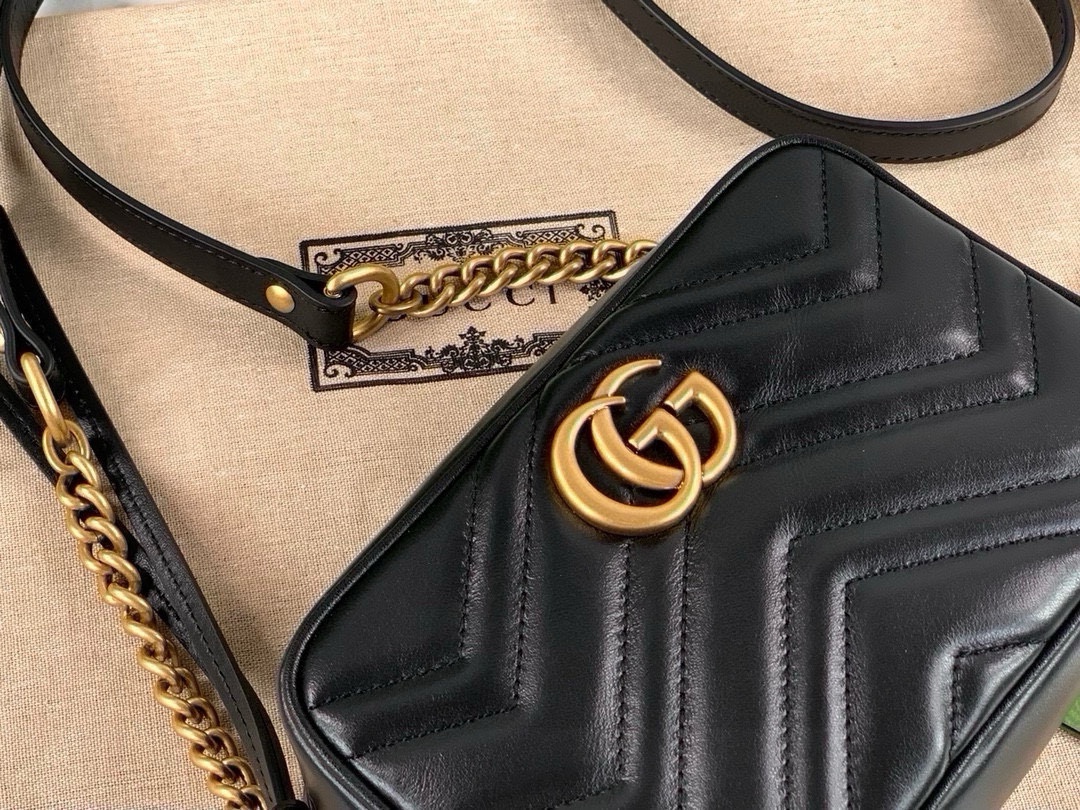 Gucci Marmont series small shoulder bag