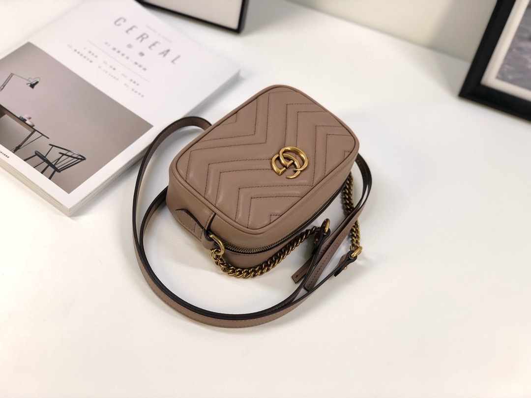 Gucci Marmont series small shoulder bag