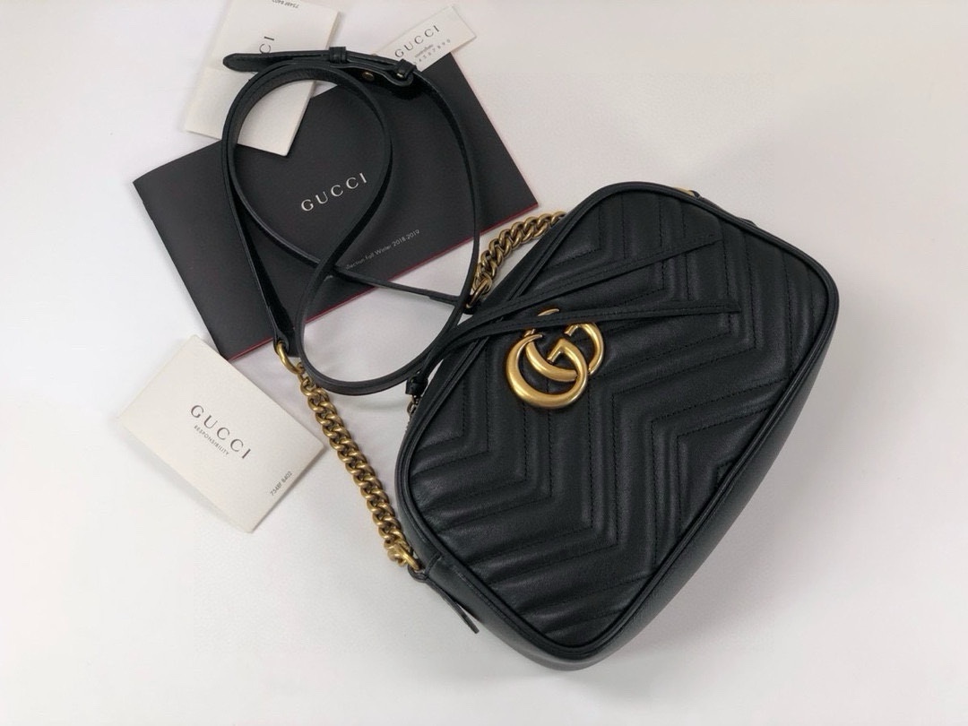 Gucci Marmont series medium shoulder bag